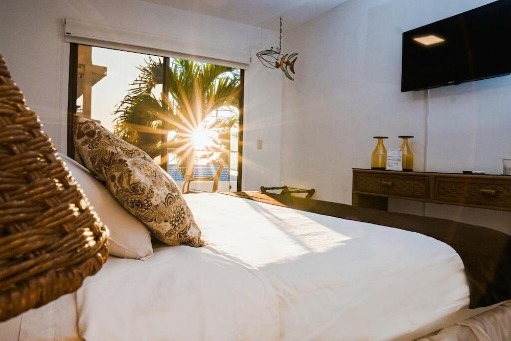 Business Suite, Beach View photo 1