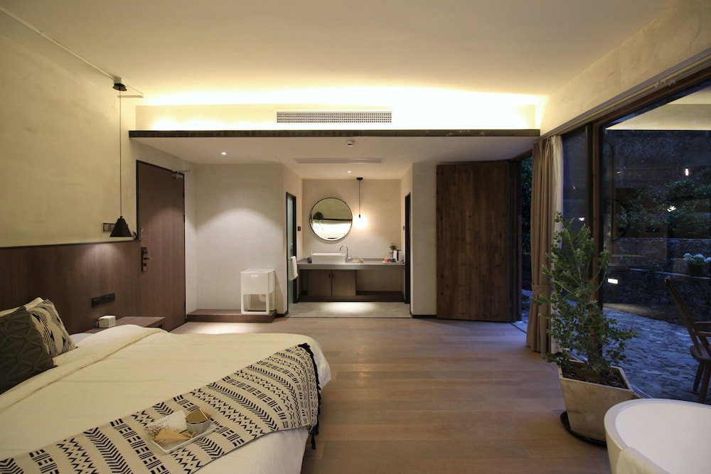 City Double Room(1st Floor) photo 3