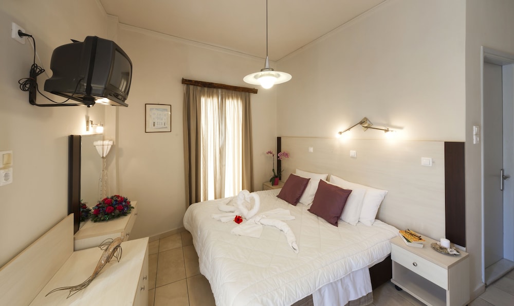 Standard Room - Photo 2
