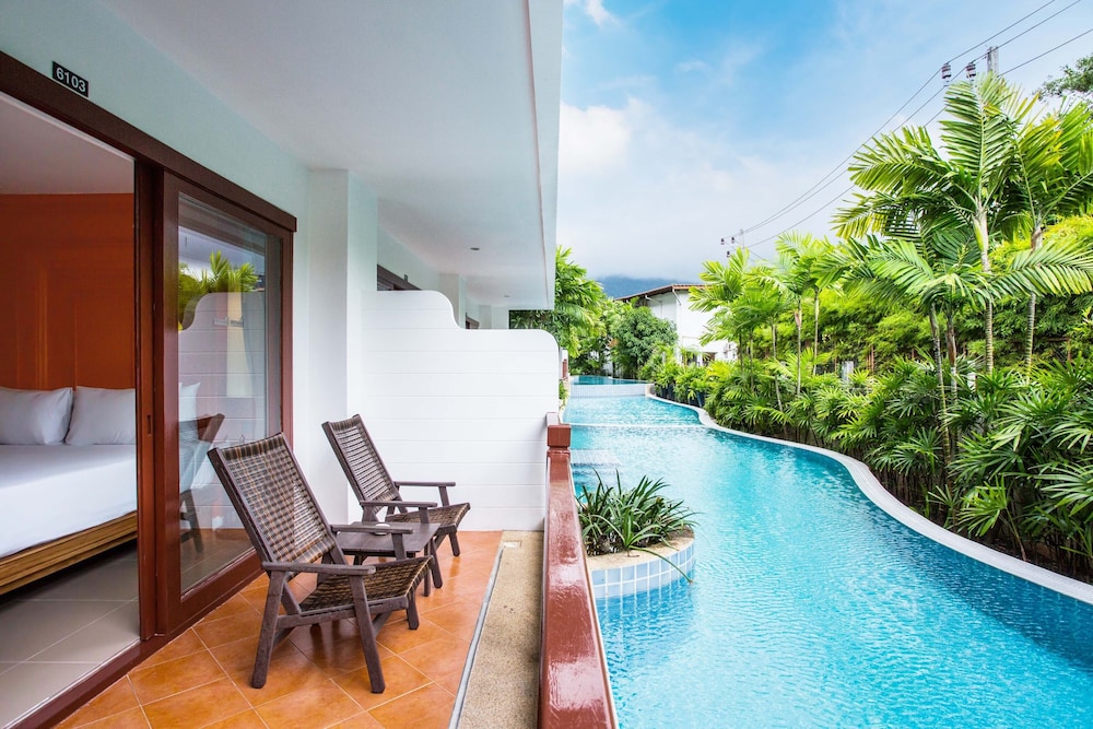 Grand Pool Access Garden View photo 2