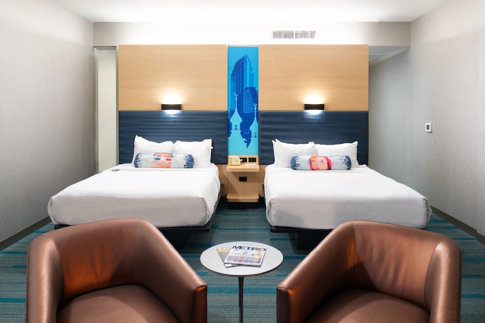 Suite, 2 Queen Beds, City View (Mobility Accessible, Tub) photo 3