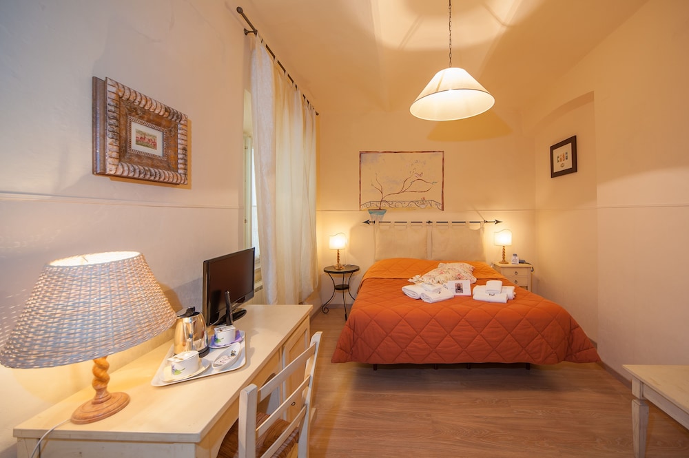 Standard Room - Photo 5