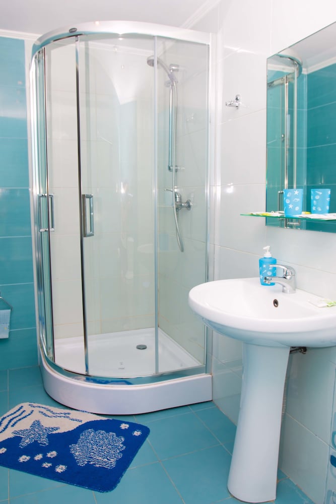 Superior Triple Room photo 3