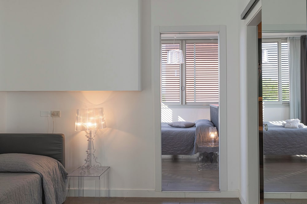 Junior Suite, Partial Sea View photo 2