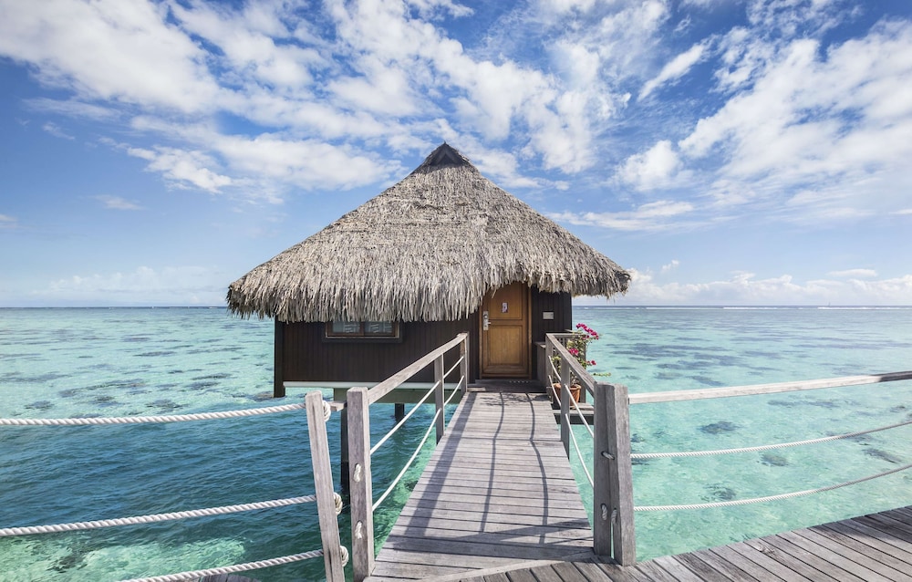 King Premium Overwater Bungalow With Panoramic View