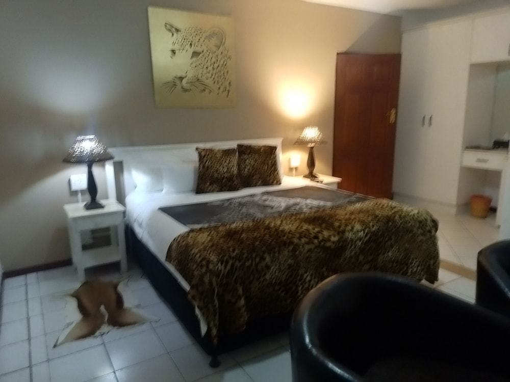 Room 3 photo 1