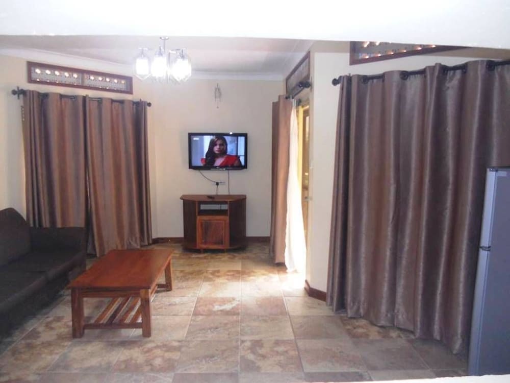 Family Room, Mountain View photo 2