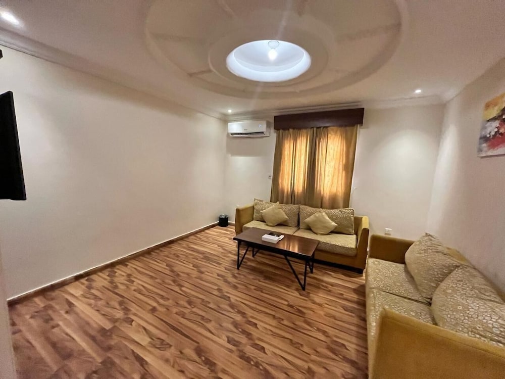 Grand Apartment
