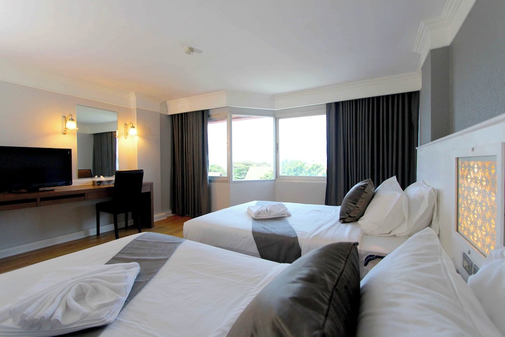 Deluxe Twin Room - Photo 18