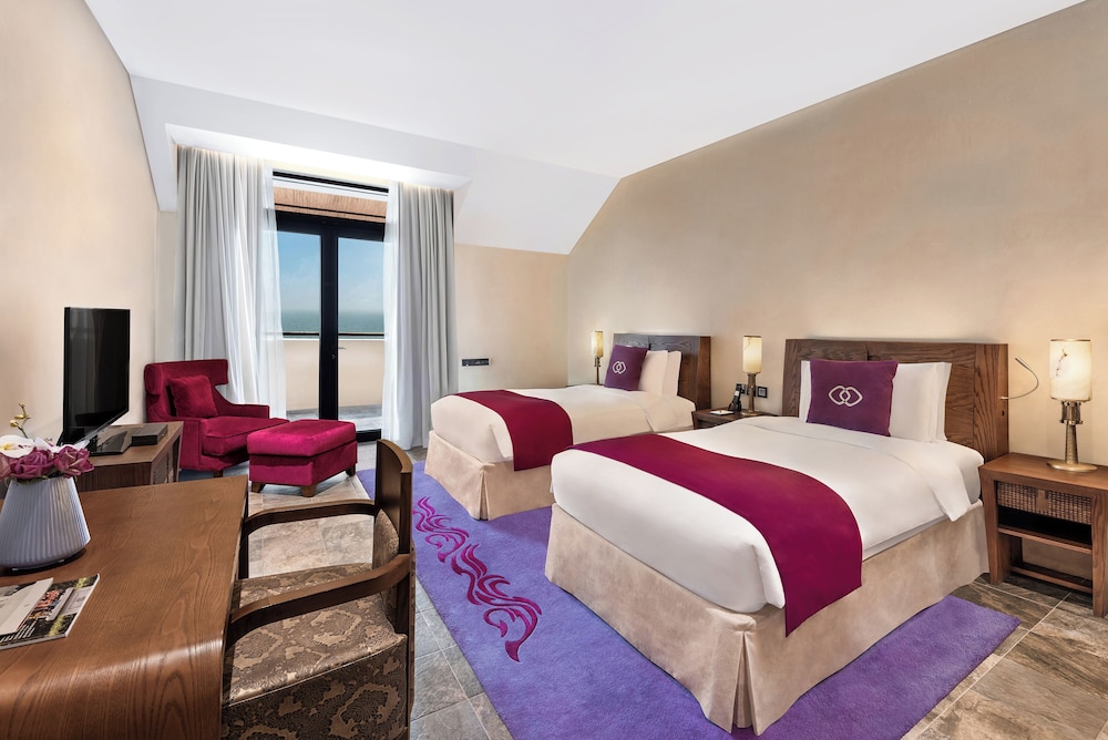 Suite, 4 Bedrooms, Terrace (The Palm)