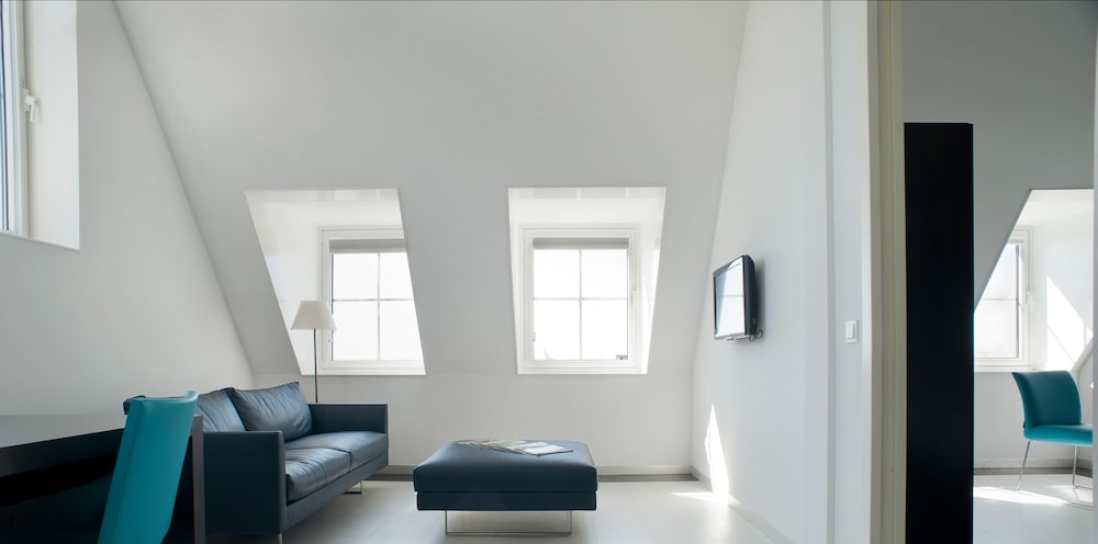 Founders Junior Suite - Photo 3