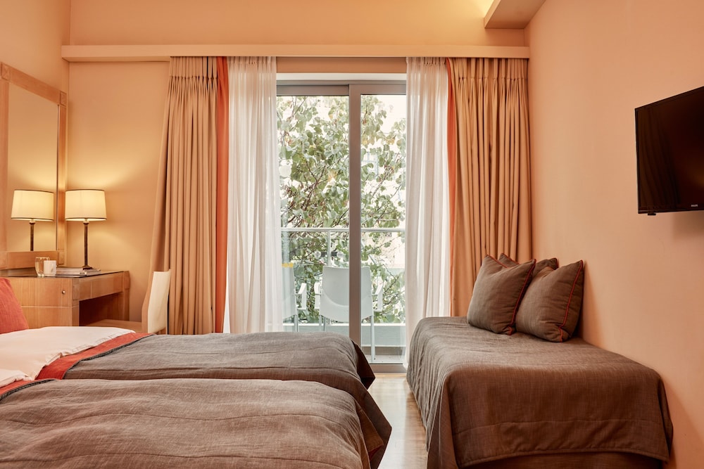 Classic Triple Room, 1 Bedroom photo 1
