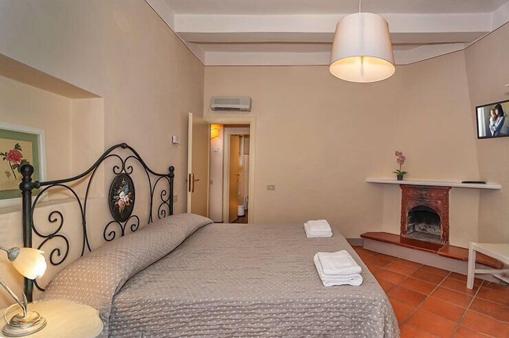 Suite, 2 Bedrooms, Garden View photo 1
