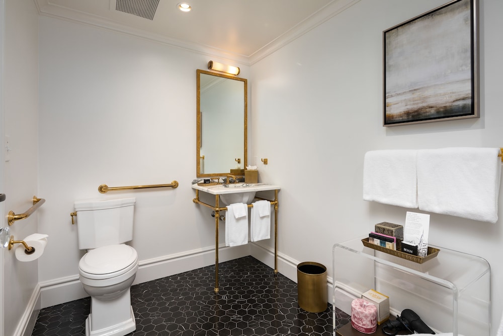 The Birmingham Suite photo 3