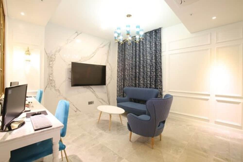 Royal Room (VIP) - Photo 4
