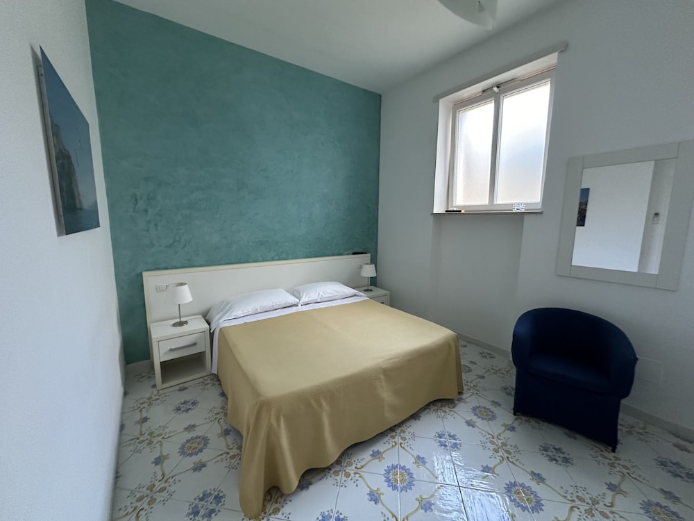 Double or Twin Room, Ensuite (Camera Blu)