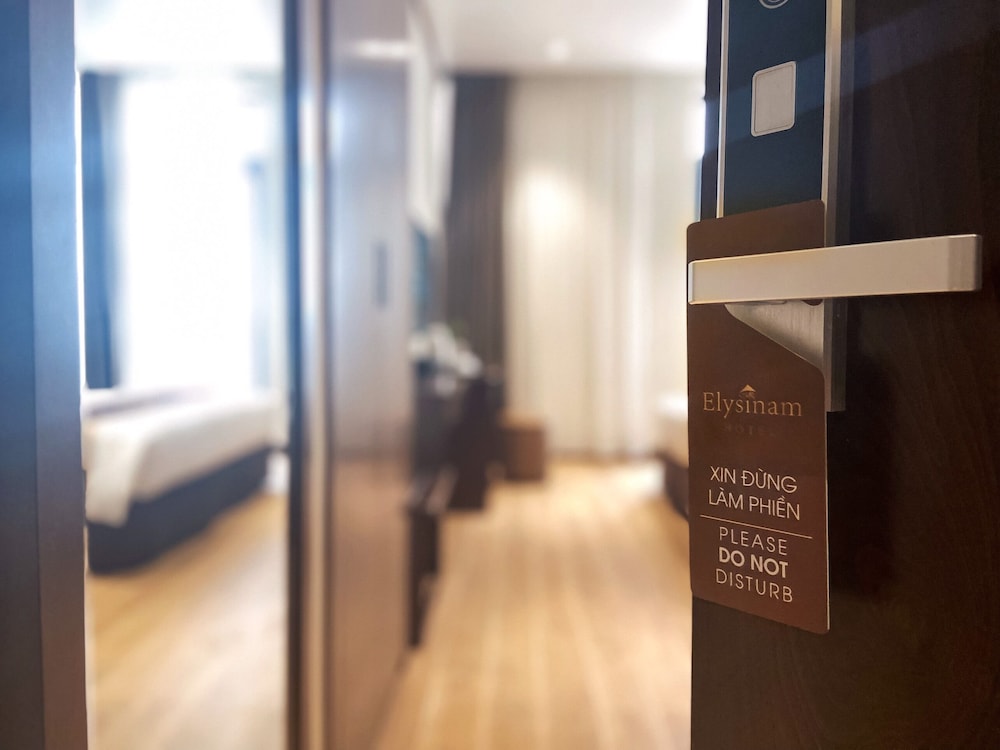 Standard Twin Room - Photo 6