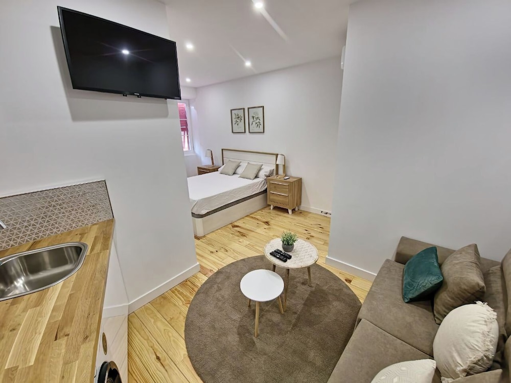 Classic Apartment, 1 Double Bed With Sofa Bed, Non Smoking photo 2