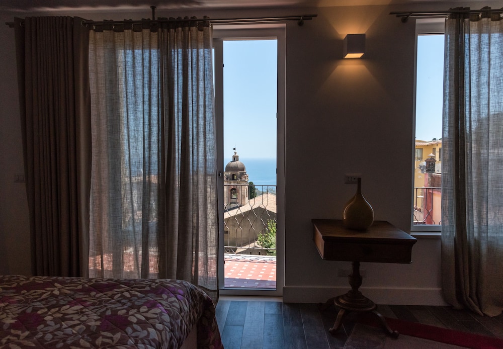 Suite, Sea View (Le Lumere) photo 2
