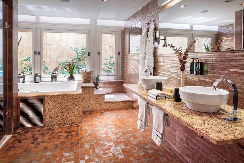 Presidential Suite Presidential Suite