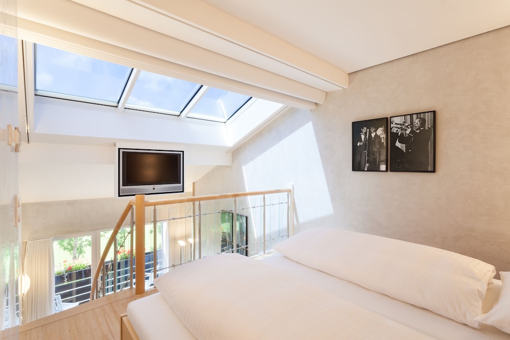 Gallery Room, Balcony photo 1