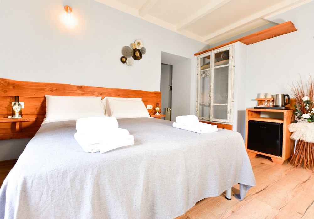 Deluxe Room, Patio, Ground Floor