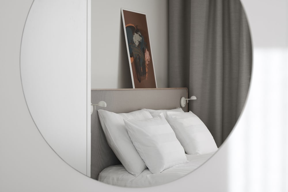 Superior Room, 1 Queen Bed (Extra Bed Possible) - Photo 2
