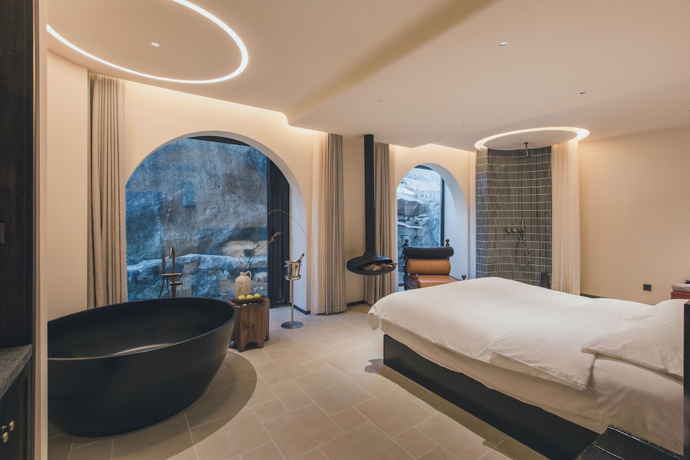 Standard Double Room, Hill View photo 1