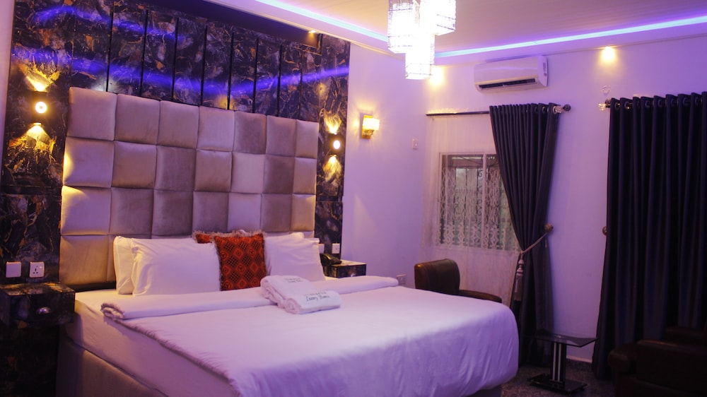 Premium Room - Photo 2