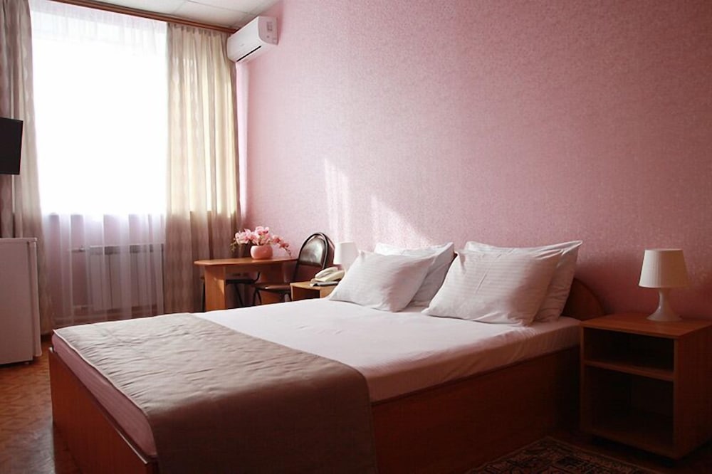 Economy Double or Twin Room