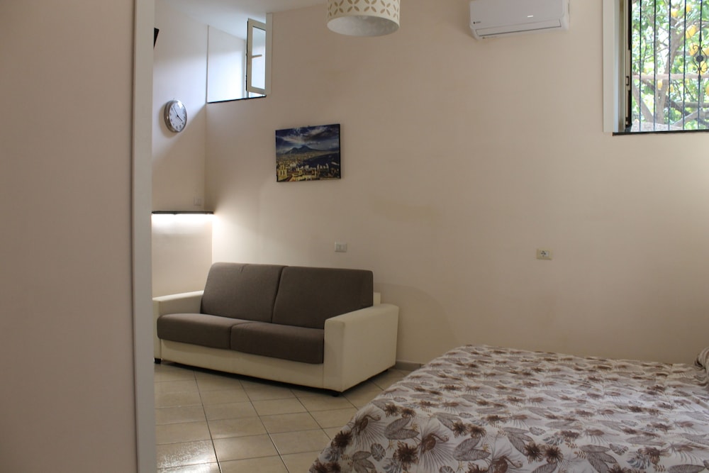 Classic Studio, 1 Bedroom, Kitchen, Annex Building (Ischia) photo 3