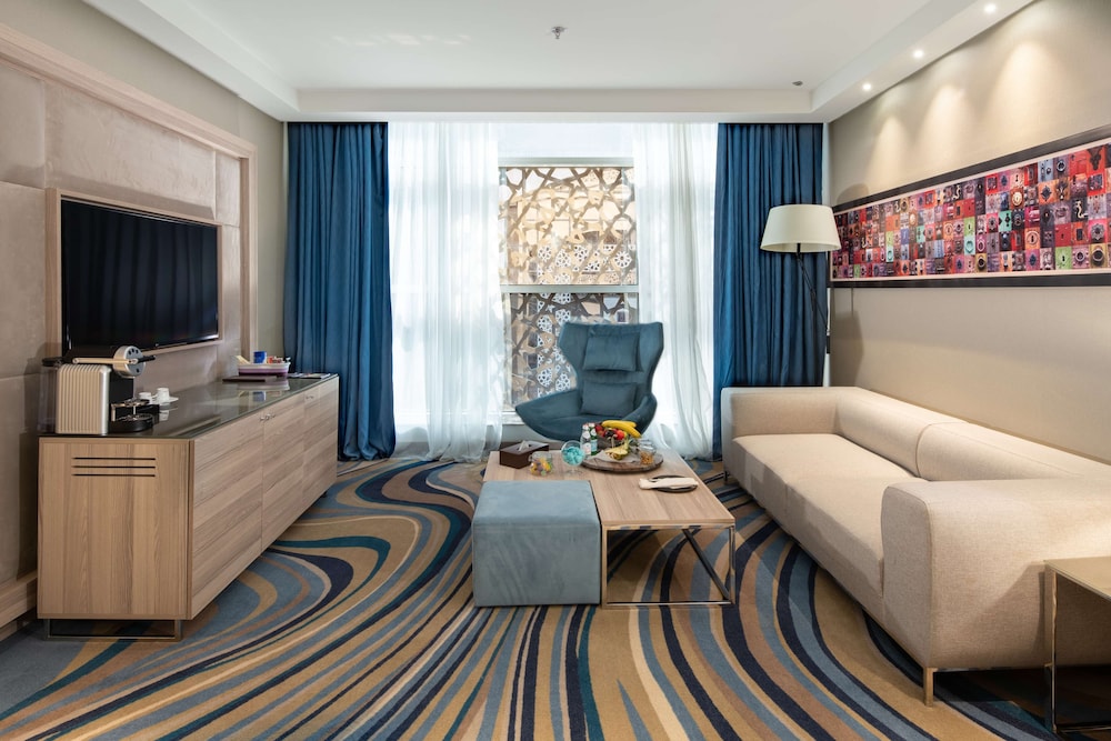 Suite, 1 Bedroom (Lounge Access)