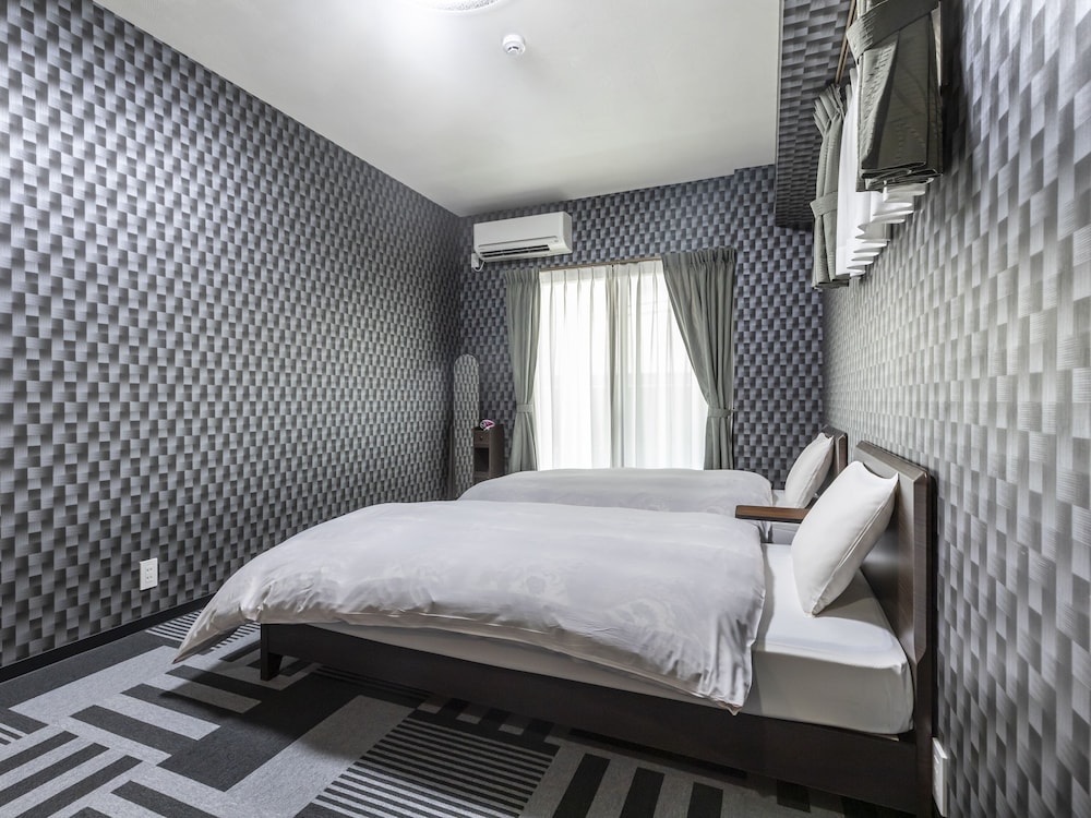 Twin Room, Non Smoking photo 3