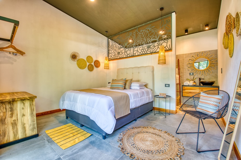 Standard Room - Photo 1