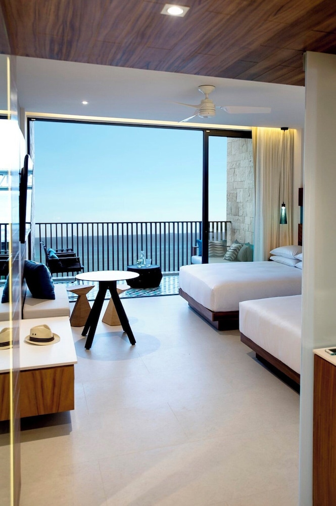 Premium Room, 2 Queen Beds (Ocean Front)