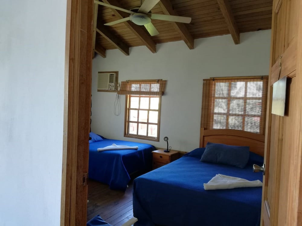 Double Room, 2 Twin Beds, Non Smoking photo 3