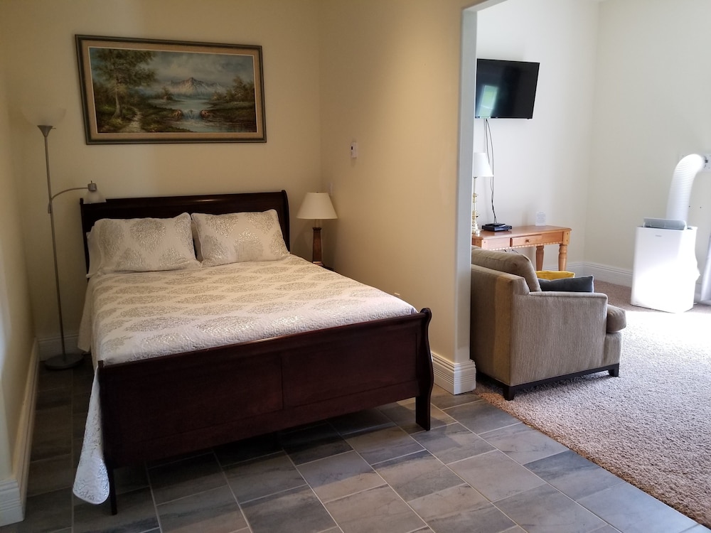 Standard Room, 1 Queen Bed With Sofa Bed (River Side)