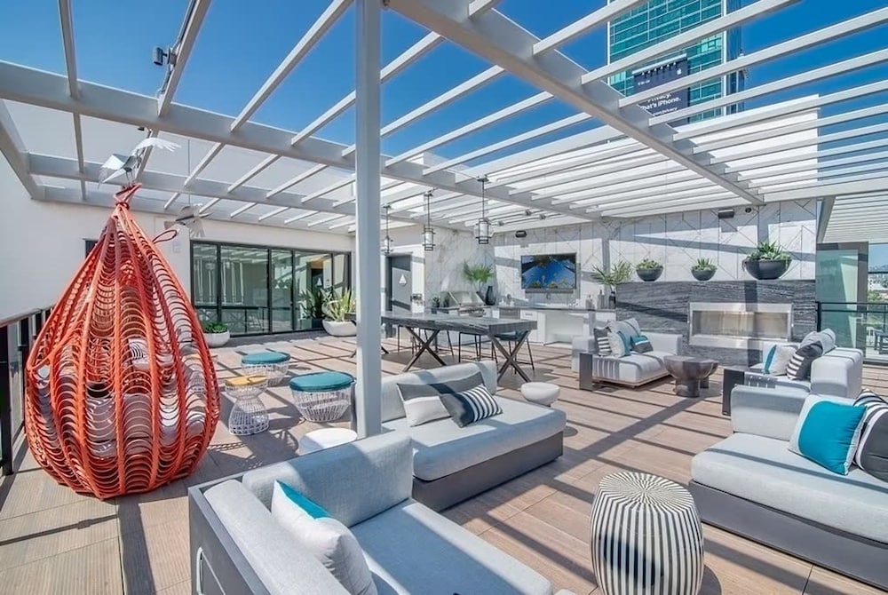 Modern London Style in Mid-hollywood Free Parking, Photo 42