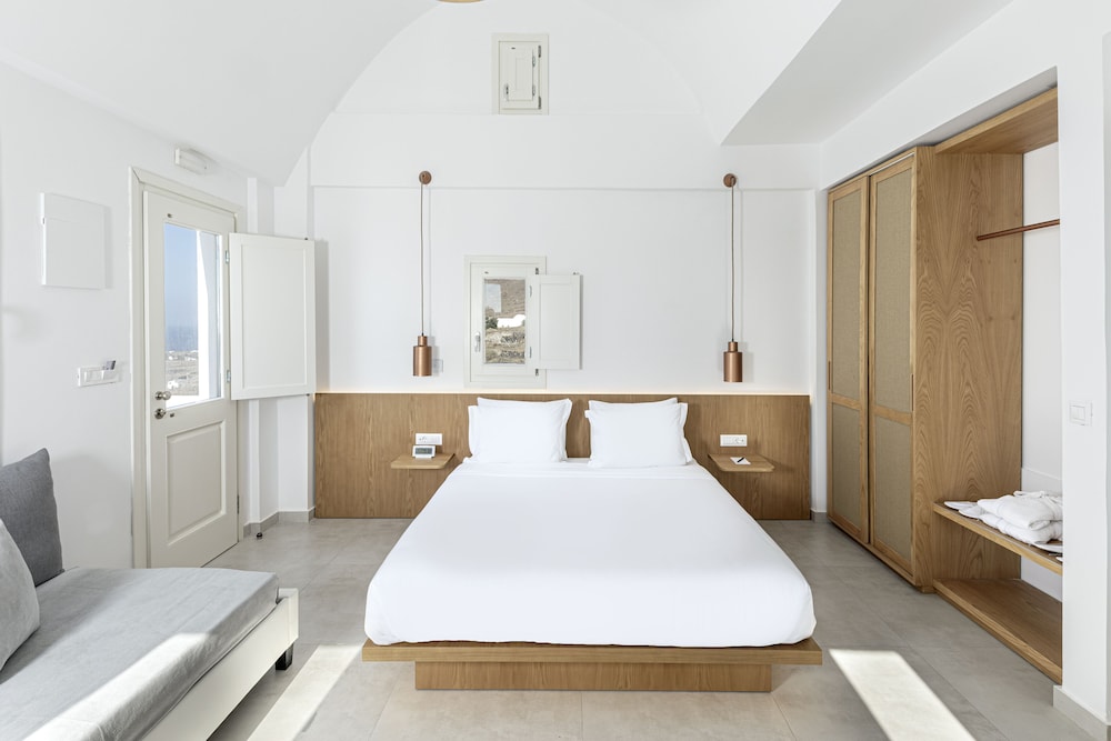 Panoramic Suite, Hot Tub (Outdoor) - Photo 1