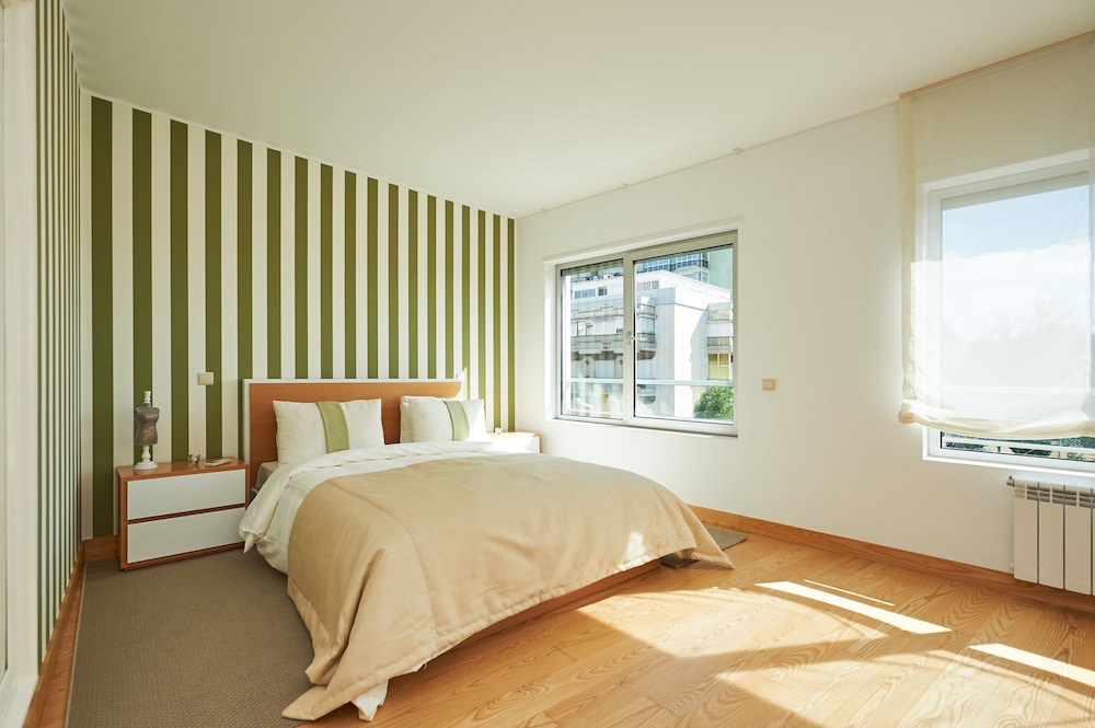 Apartment, 4 Bedrooms (73B)