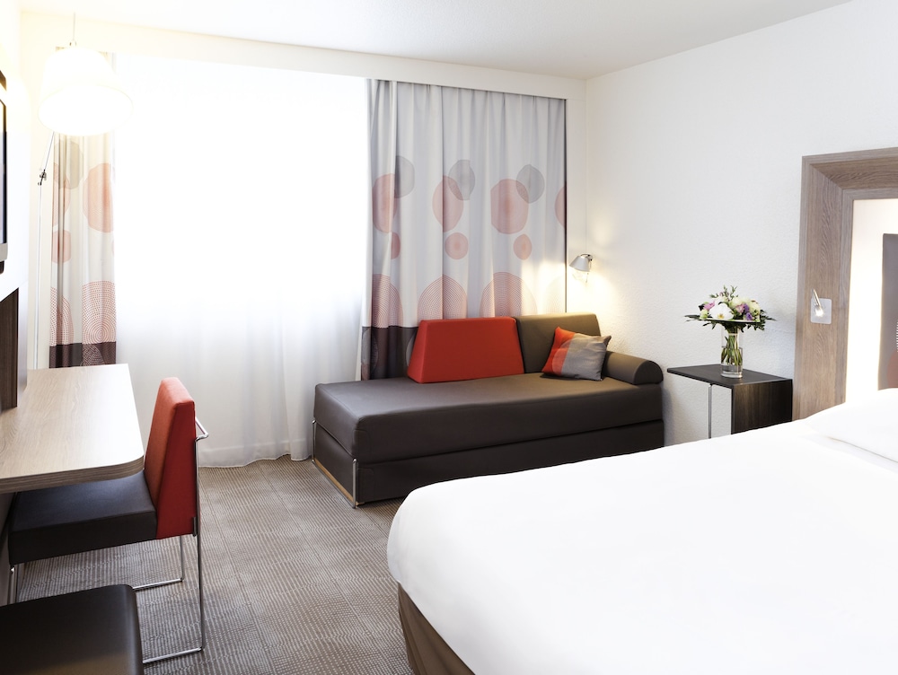 Classic Room, Multiple Beds - Photo 9