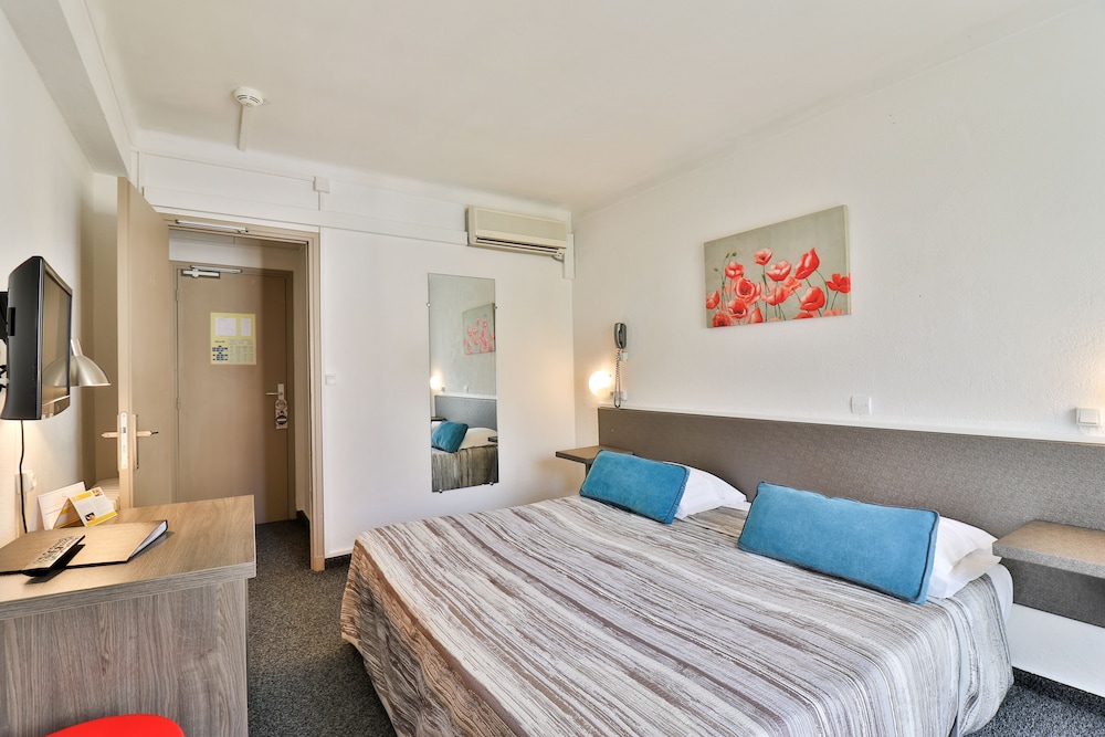 Classic Double Room, Balcony (Petite salle de bain) - Photo 3