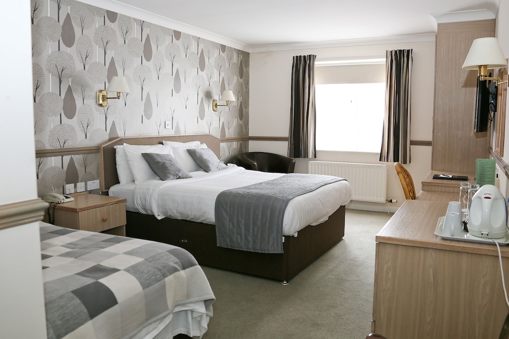 Superior Double or Twin Room photo 2