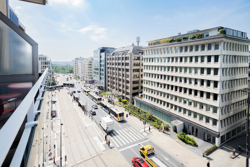 Luxury Apartment, 2 Bedrooms, Balcony, City View (Apartment Syre) photo 2