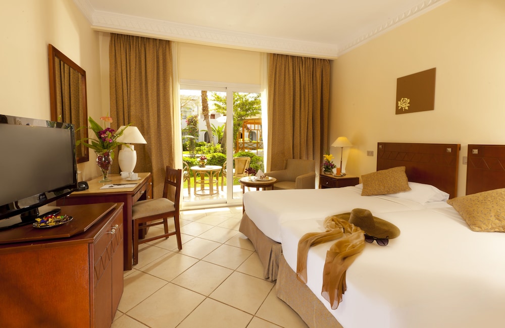Standard Room, Garden View - Photo 2