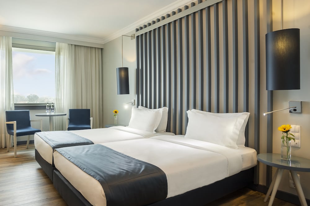 Comfort Twin Room - Photo 9