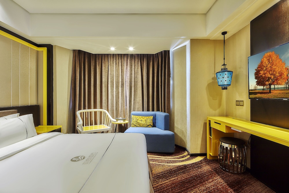 Business Room photo 1