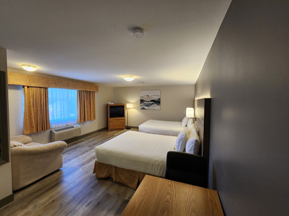 Deluxe Room, 2 Queen Beds, Non Smoking, Mountain View - Photo 3