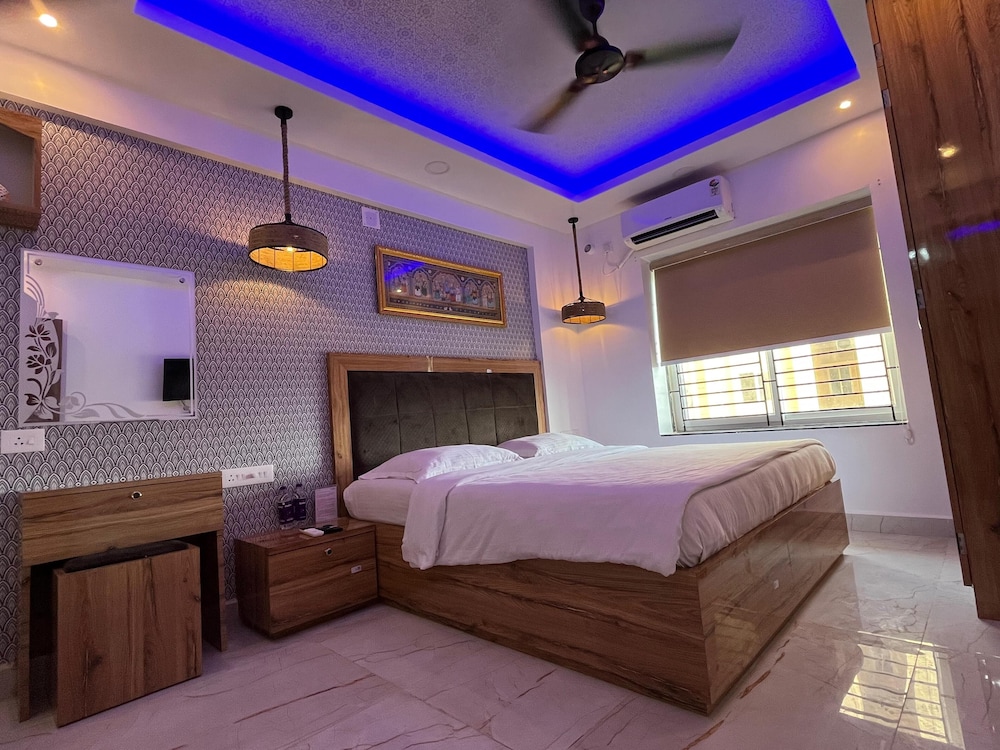 Signature Suite, 1 Bedroom, Private Bathroom