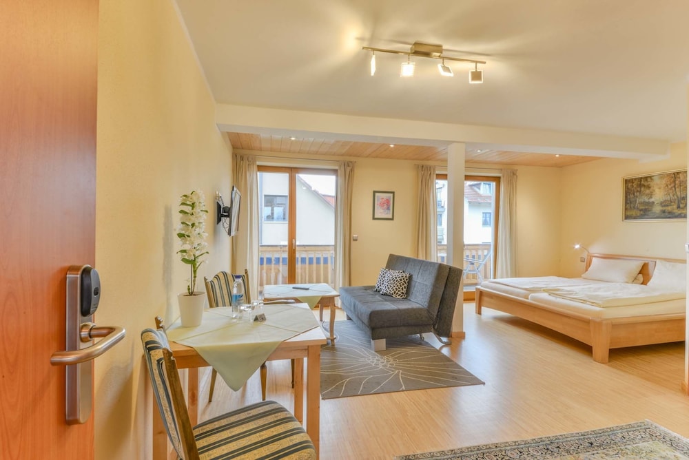 Double or Twin Room, Balcony photo 3